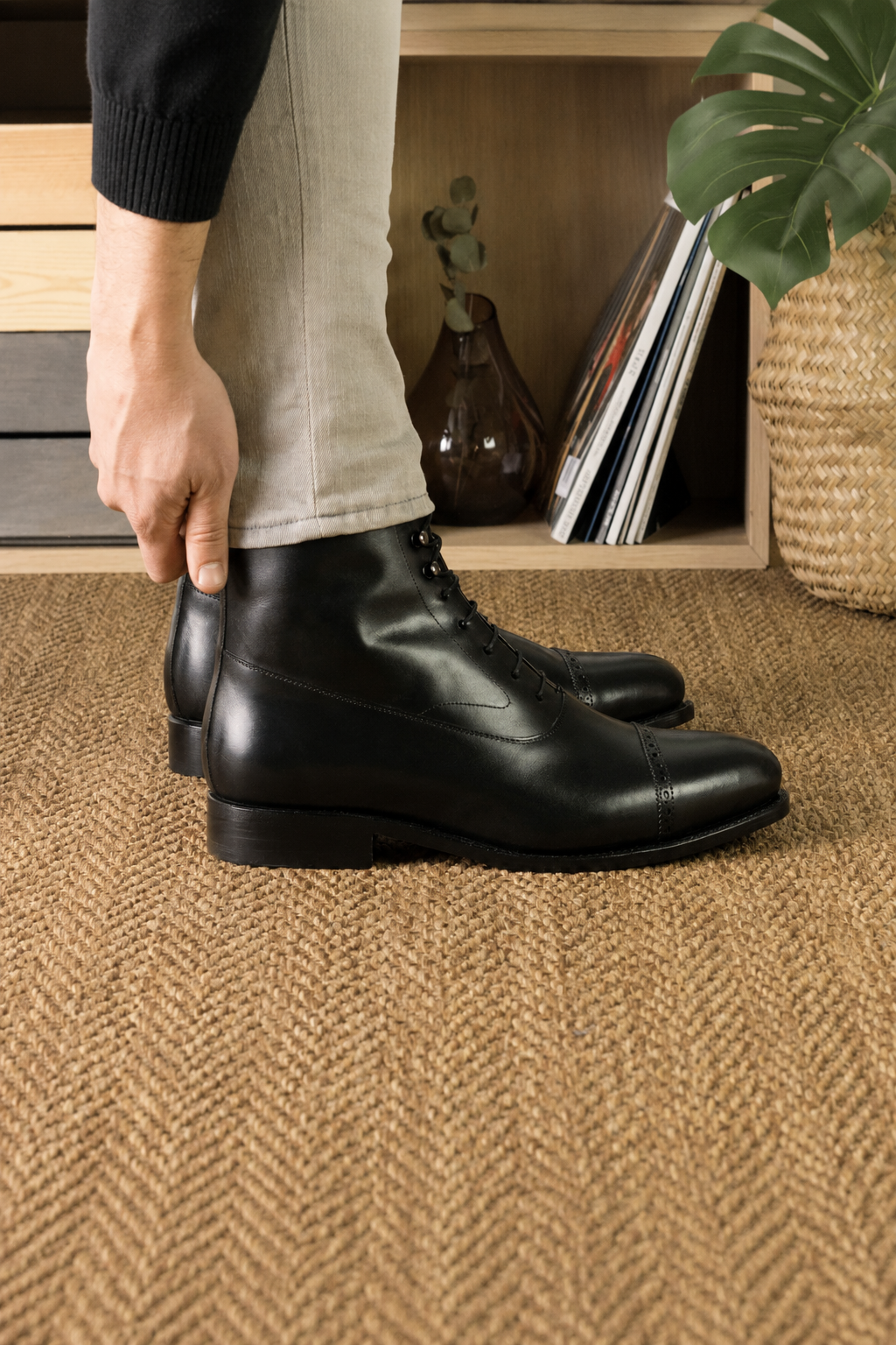 Black Balmoral Boot Cognac Mixed Sole